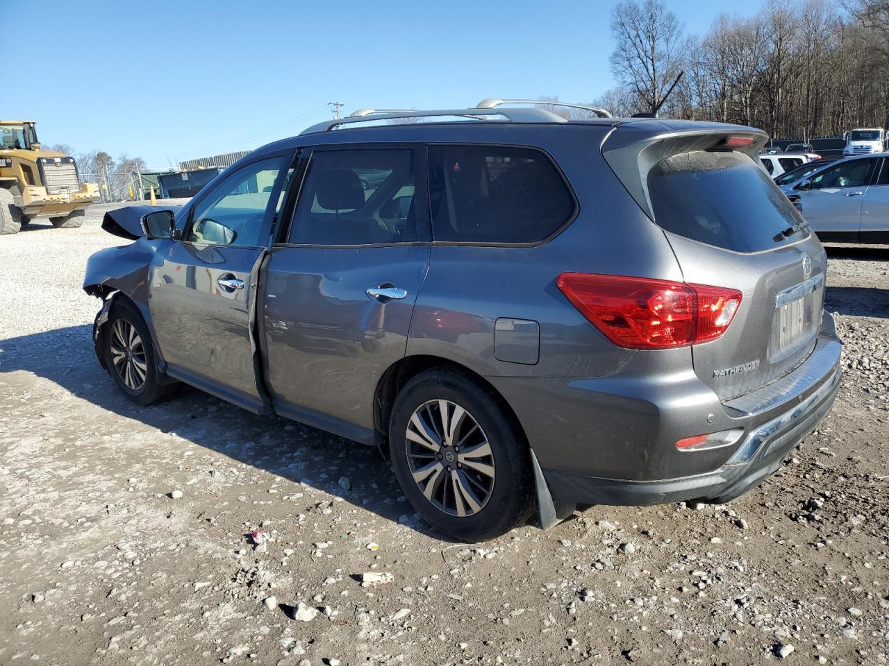 2017 NISSAN PATHFINDER - Image 2