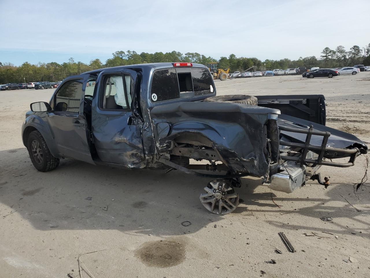 2016 NISSAN FRONTIER S - Image 2