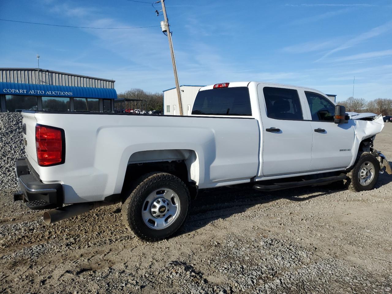 2018 CHEVROLET SILVERADO - Фото 3