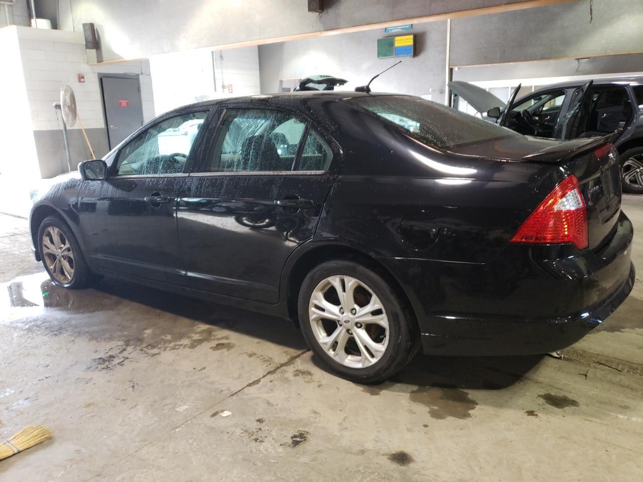 2012 FORD FUSION SE - Image 2