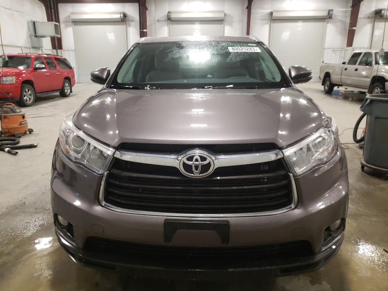 2015 TOYOTA HIGHLANDER - Фото 5