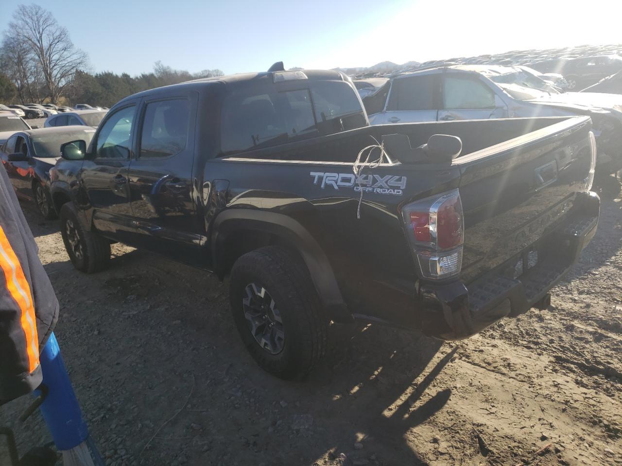 2023 TOYOTA TACOMA DOU - Фото 2