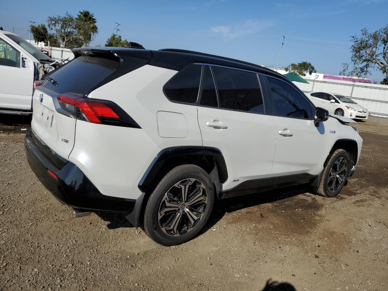 2023 TOYOTA RAV4 PRIME - Фото 3