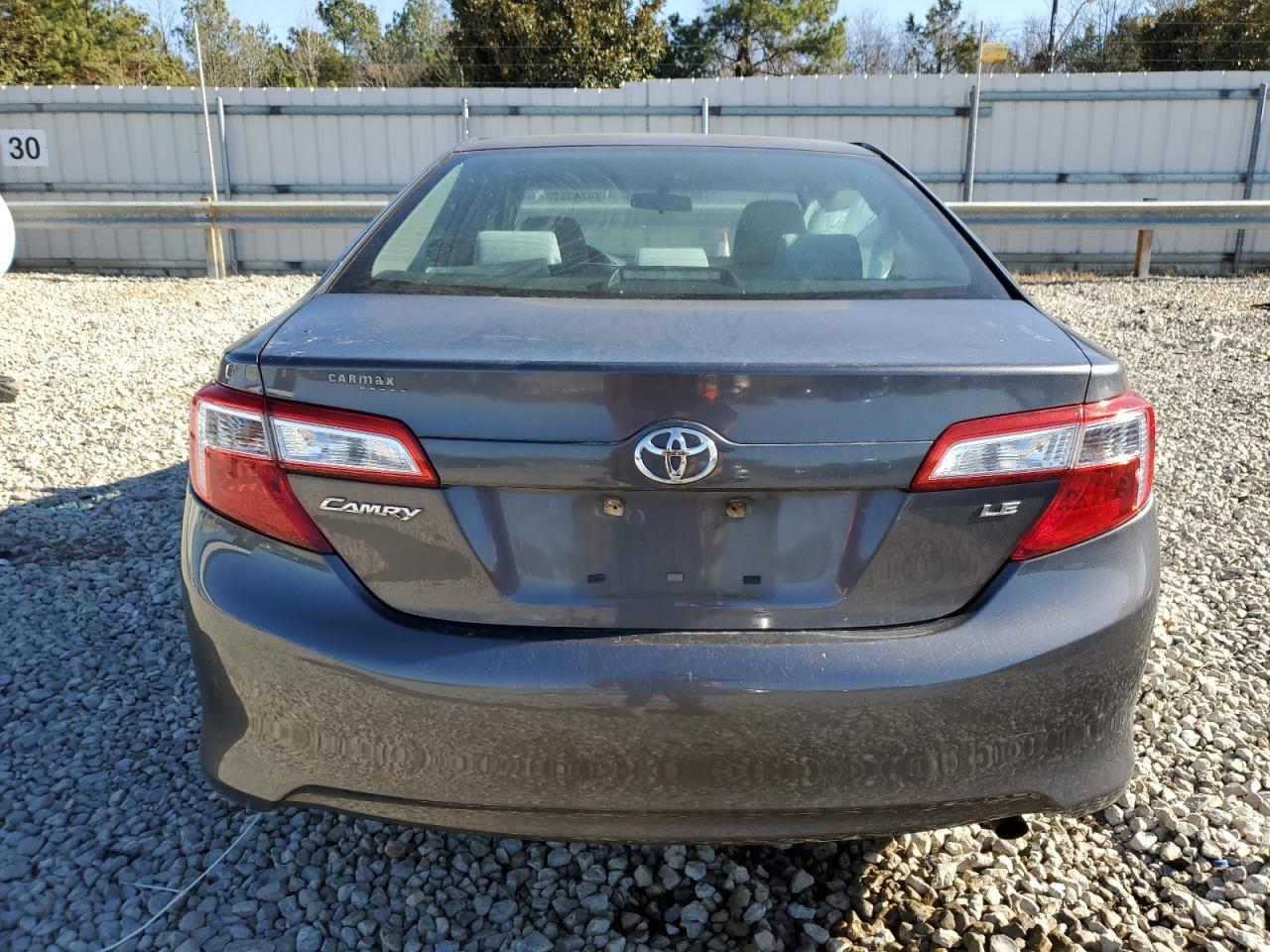 2014 TOYOTA CAMRY L - Image 6