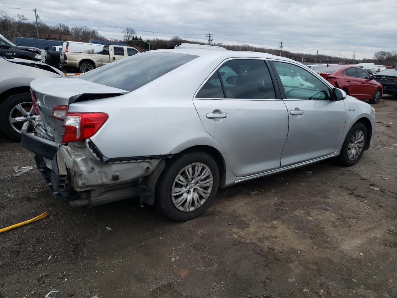 2012 TOYOTA CAMRY HYBR - Фото 3