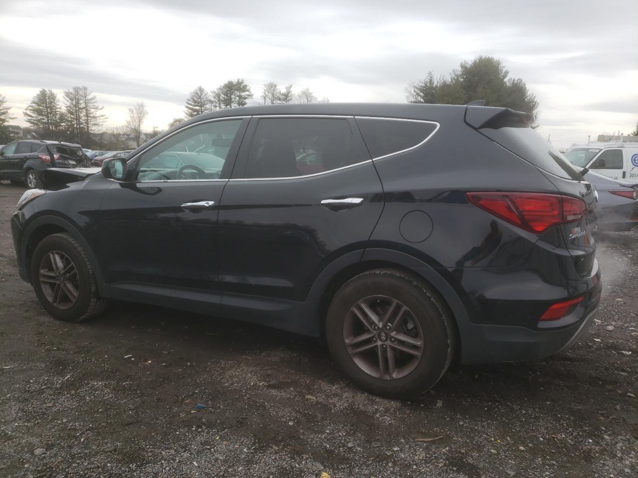 2017 HYUNDAI SANTA FE S - Image 2