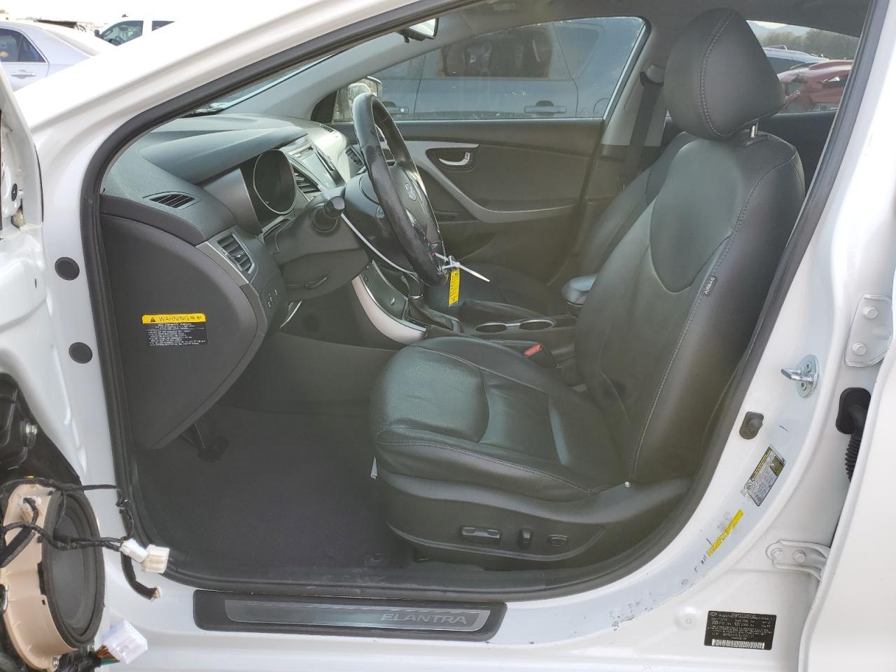 2014 HYUNDAI ELANTRA SE - Image 7