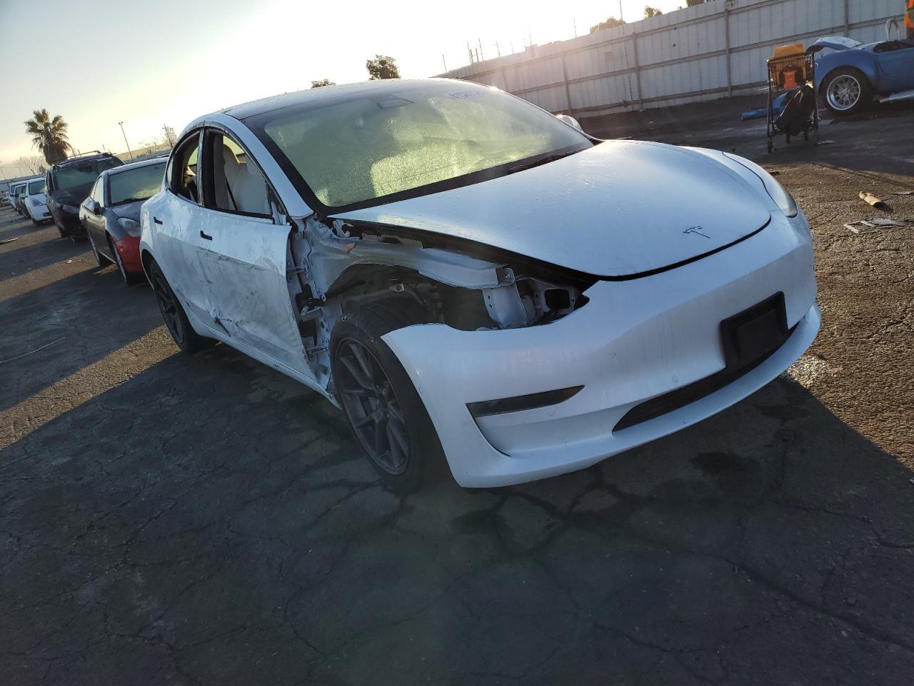 2022 TESLA MODEL 3 - Image 4