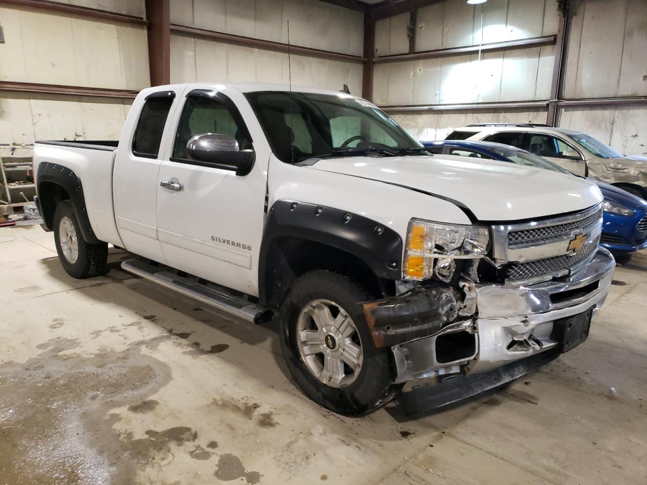 2012 CHEVROLET SILVERADO - Фото 4