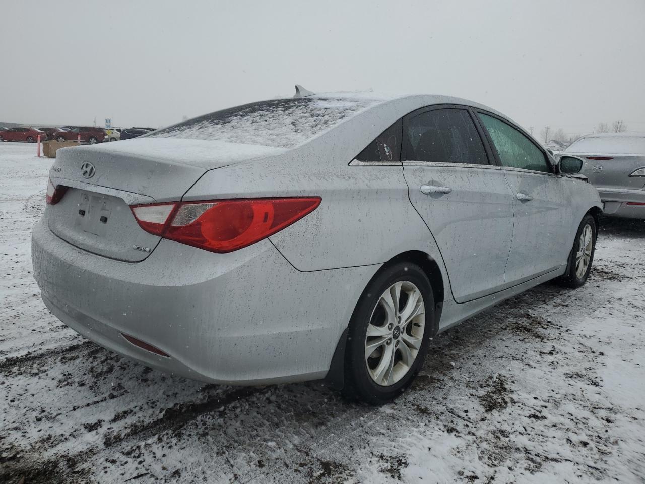 2011 HYUNDAI SONATA SE - Image 3