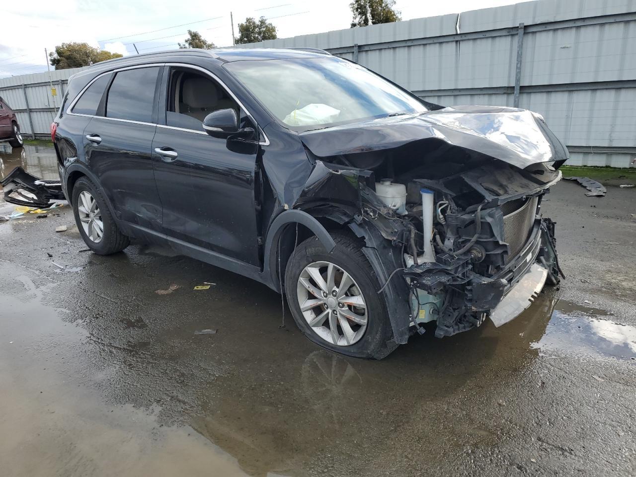 2017 KIA SORENTO LX - Фото 4