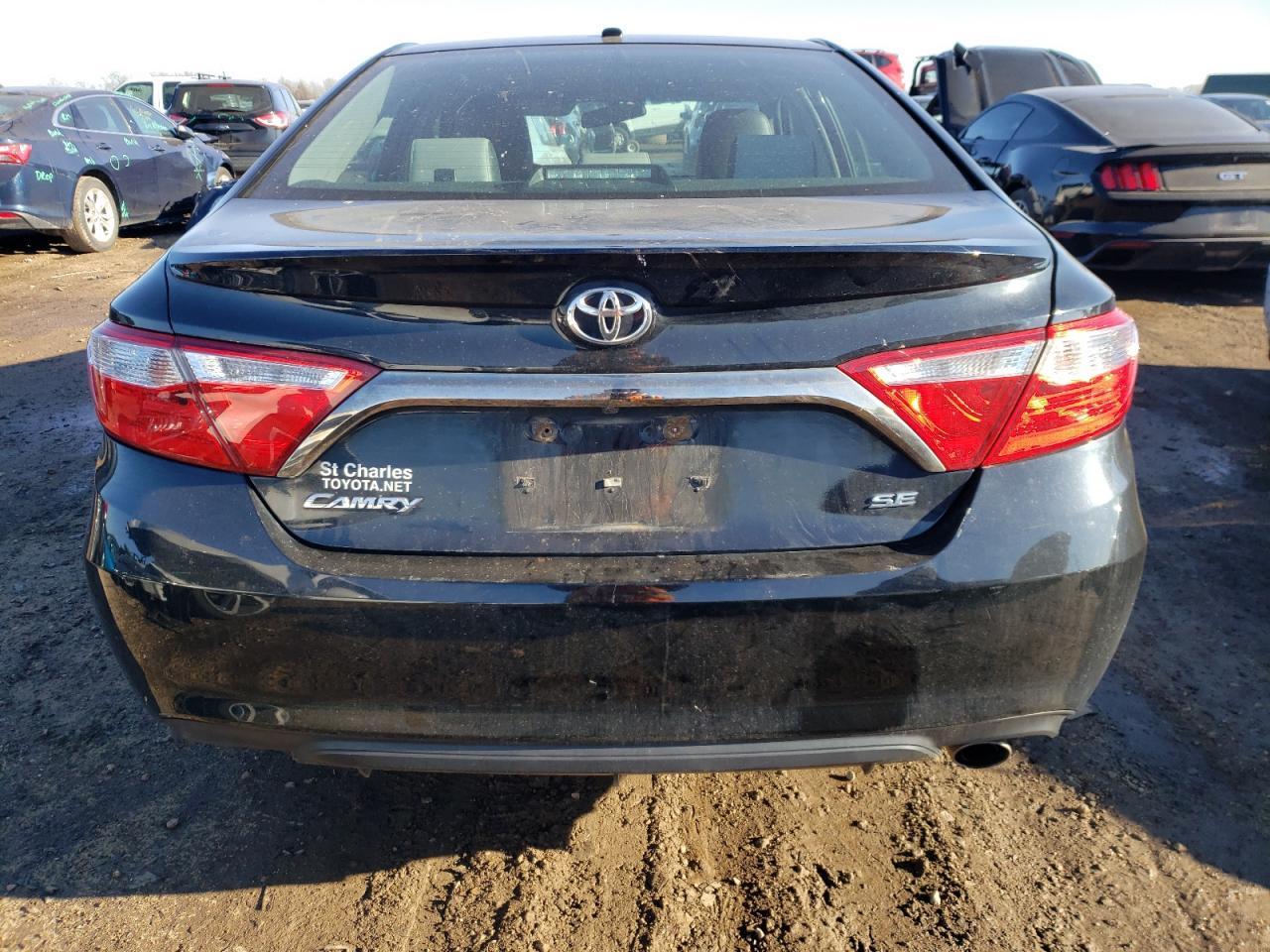 2015 TOYOTA CAMRY LE - Фото 6