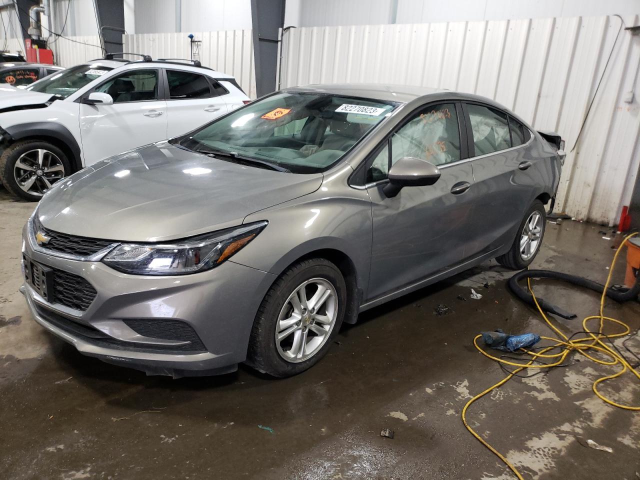 2017 CHEVROLET CRUZE LT