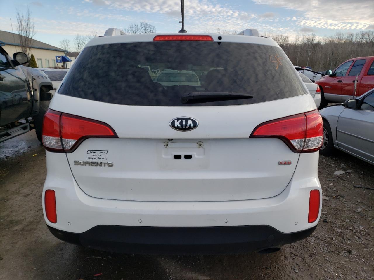 2015 KIA SORENTO LX - Image 6