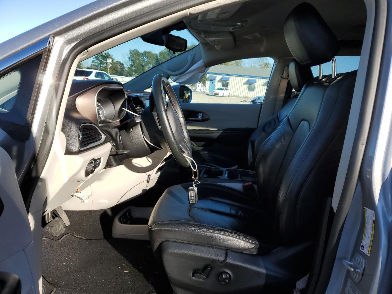 2017 CHRYSLER PACIFICA T - Image 7