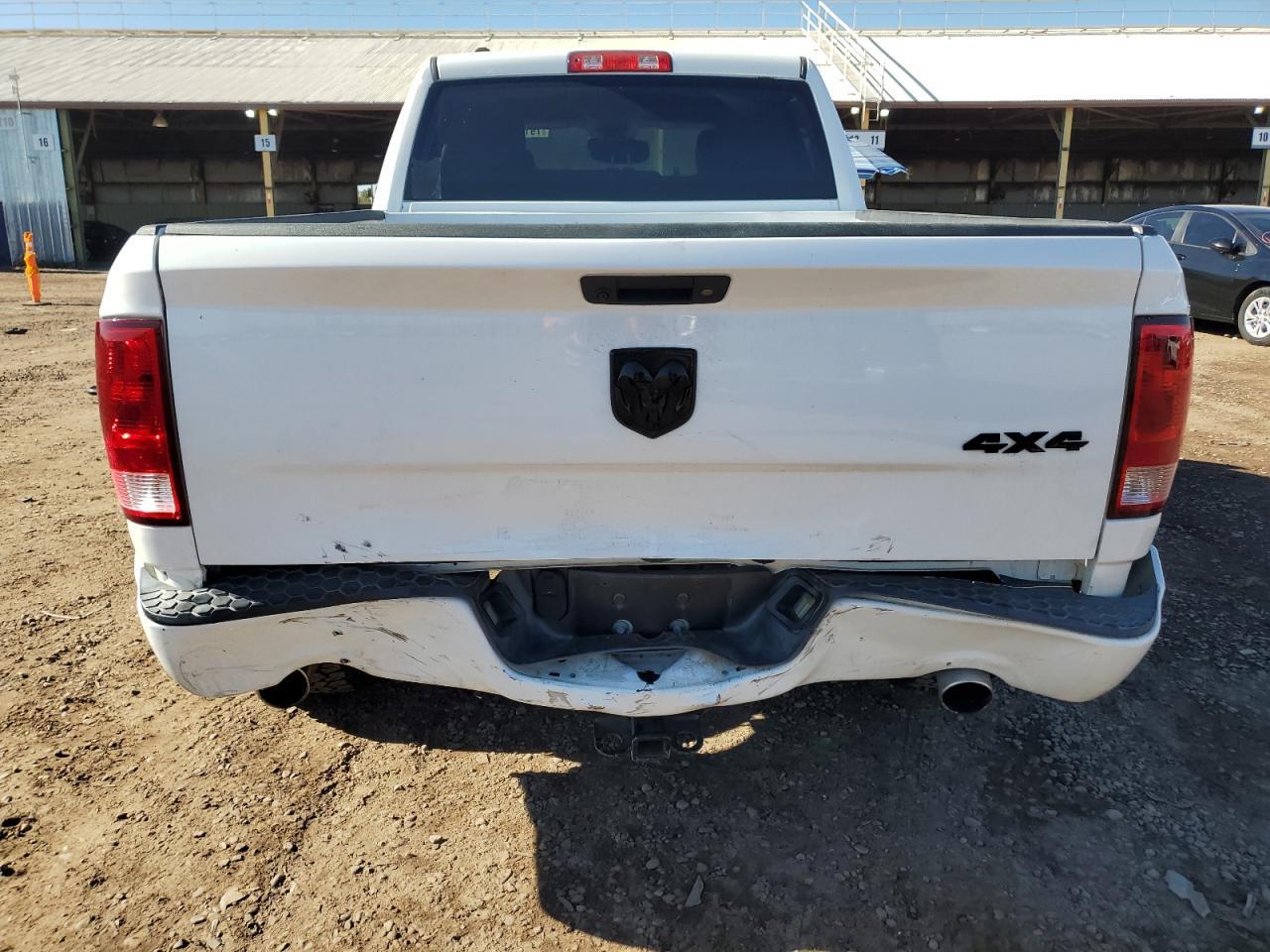 2014 RAM 1500 ST - Фото 6