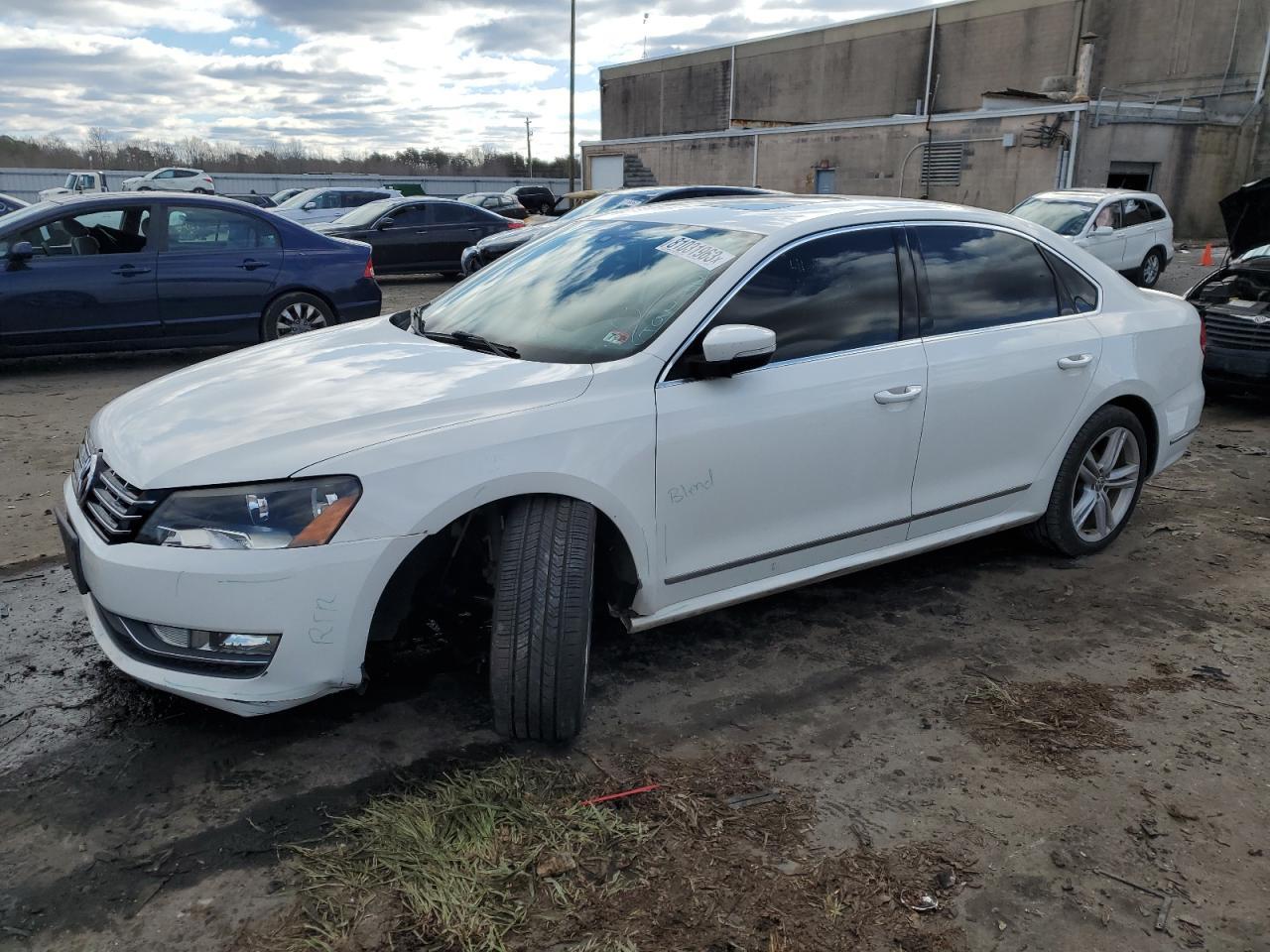 2014 VOLKSWAGEN PASSAT SEL