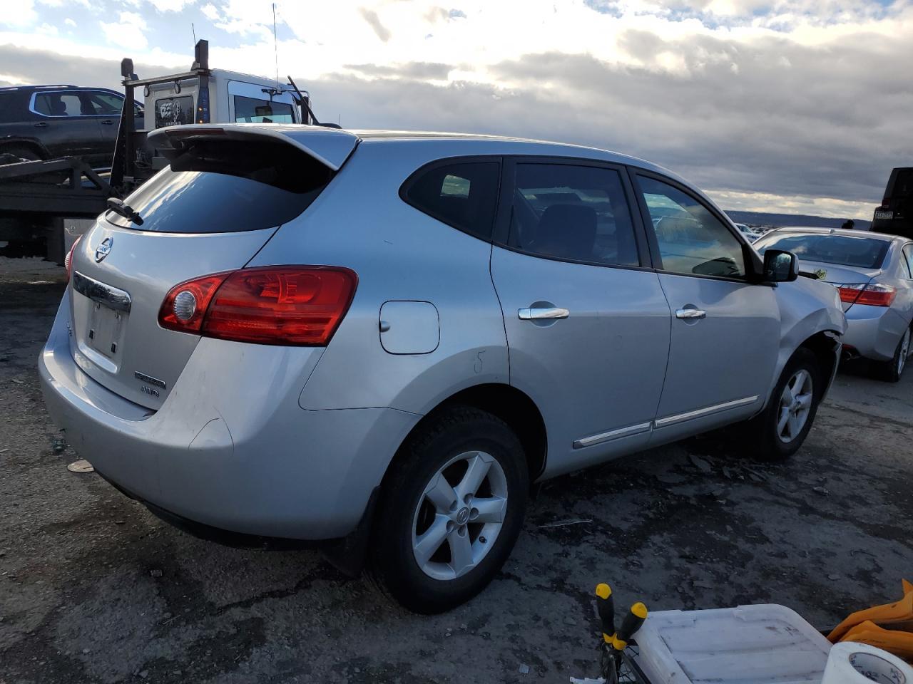 2013 NISSAN ROGUE S - Фото 3
