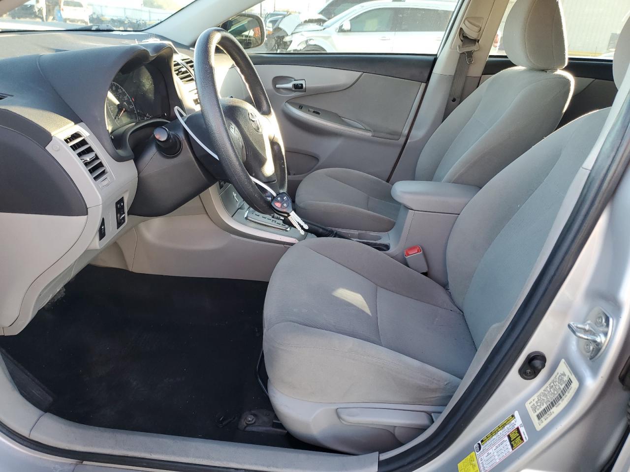2013 TOYOTA COROLLA BA - Image 7