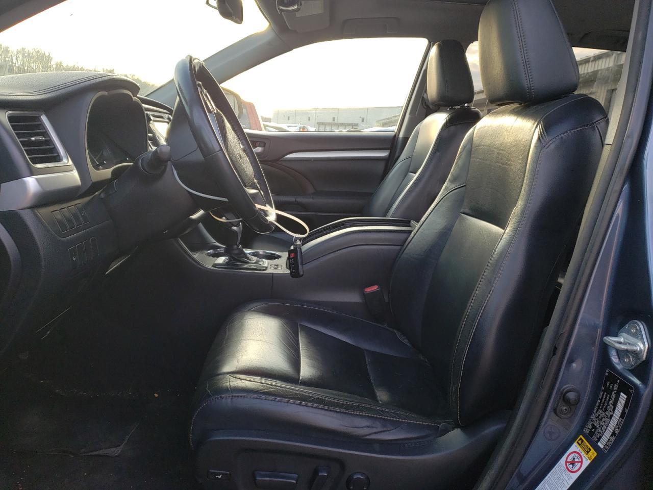 2015 TOYOTA HIGHLANDER - Фото 7