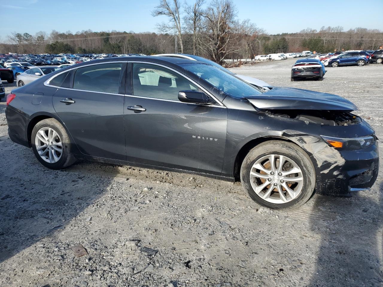 2017 CHEVROLET MALIBU LT - Image 4