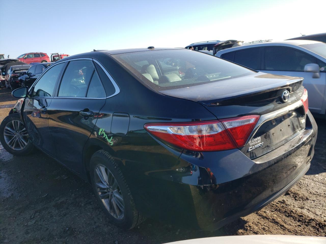 2015 TOYOTA CAMRY LE - Фото 2