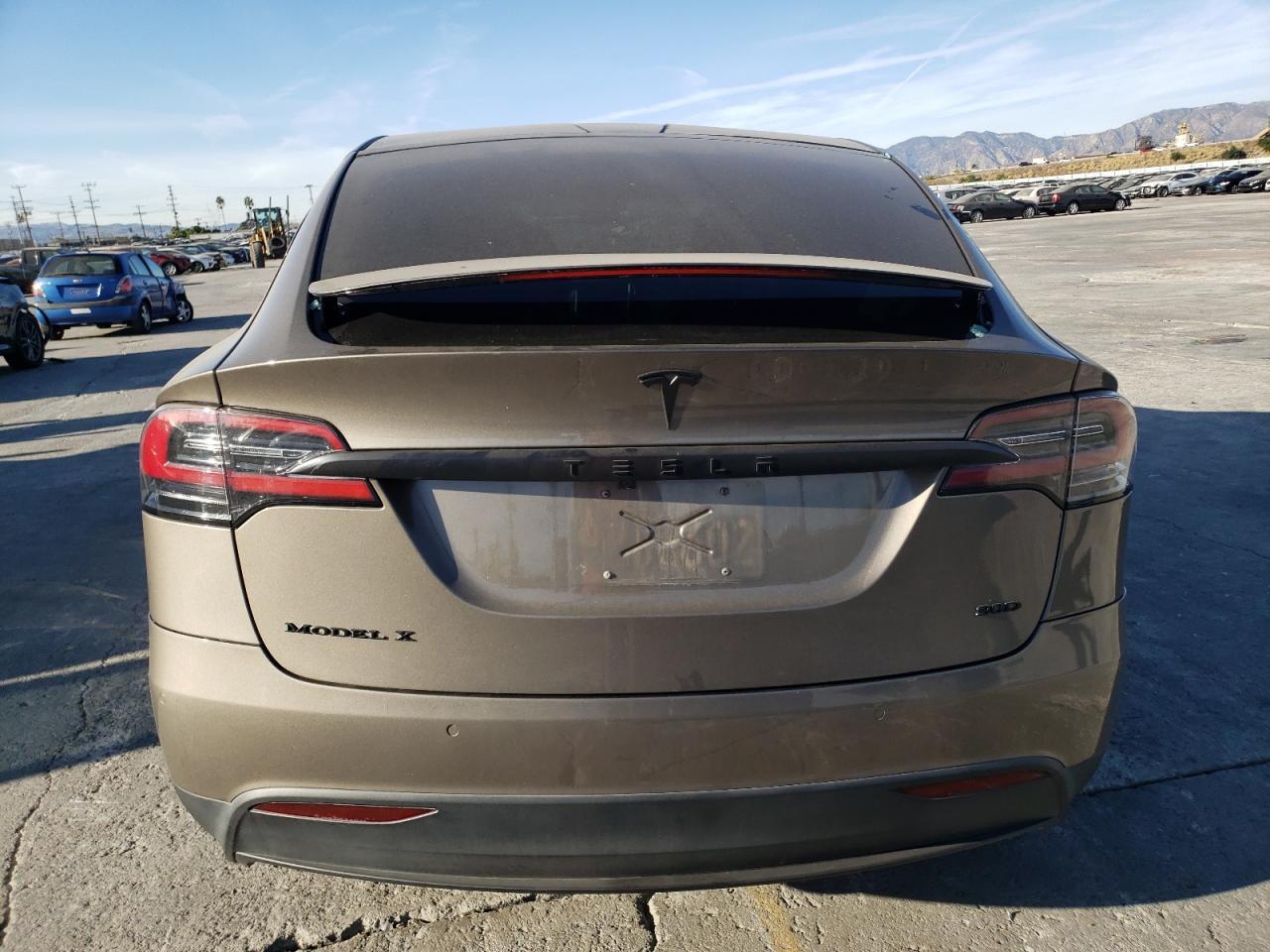 2016 TESLA MODEL X - Image 6