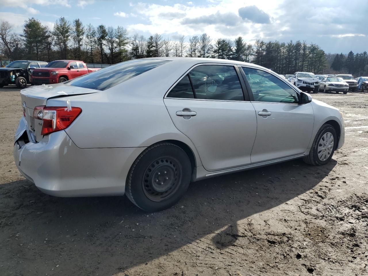 2013 TOYOTA CAMRY L - Image 3