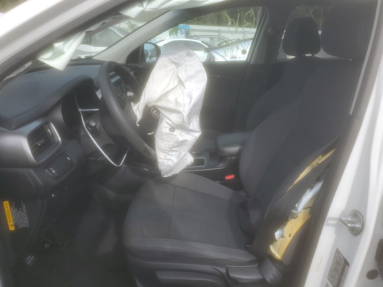 2016 KIA SORENTO LX - Image 7