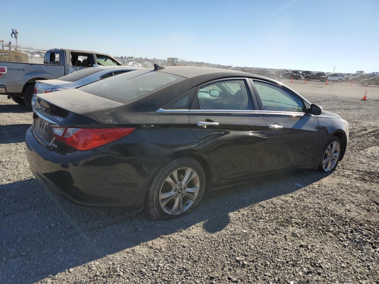 2011 HYUNDAI SONATA SE - Image 3