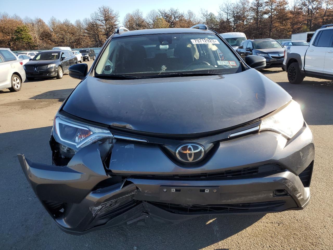 2018 TOYOTA RAV4 LE - Image 5
