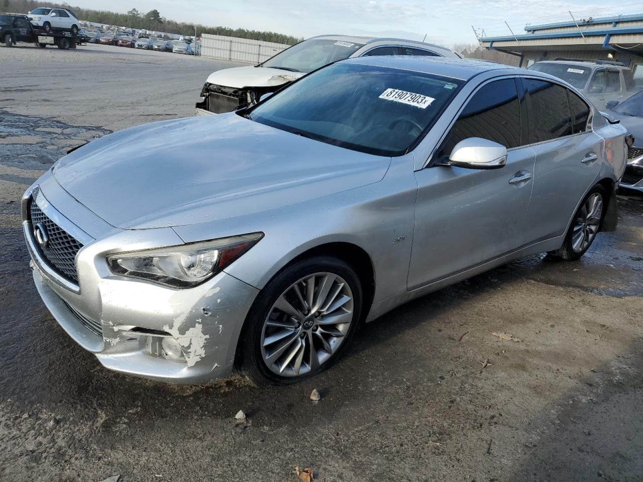 2018 INFINITI Q50 LUXE