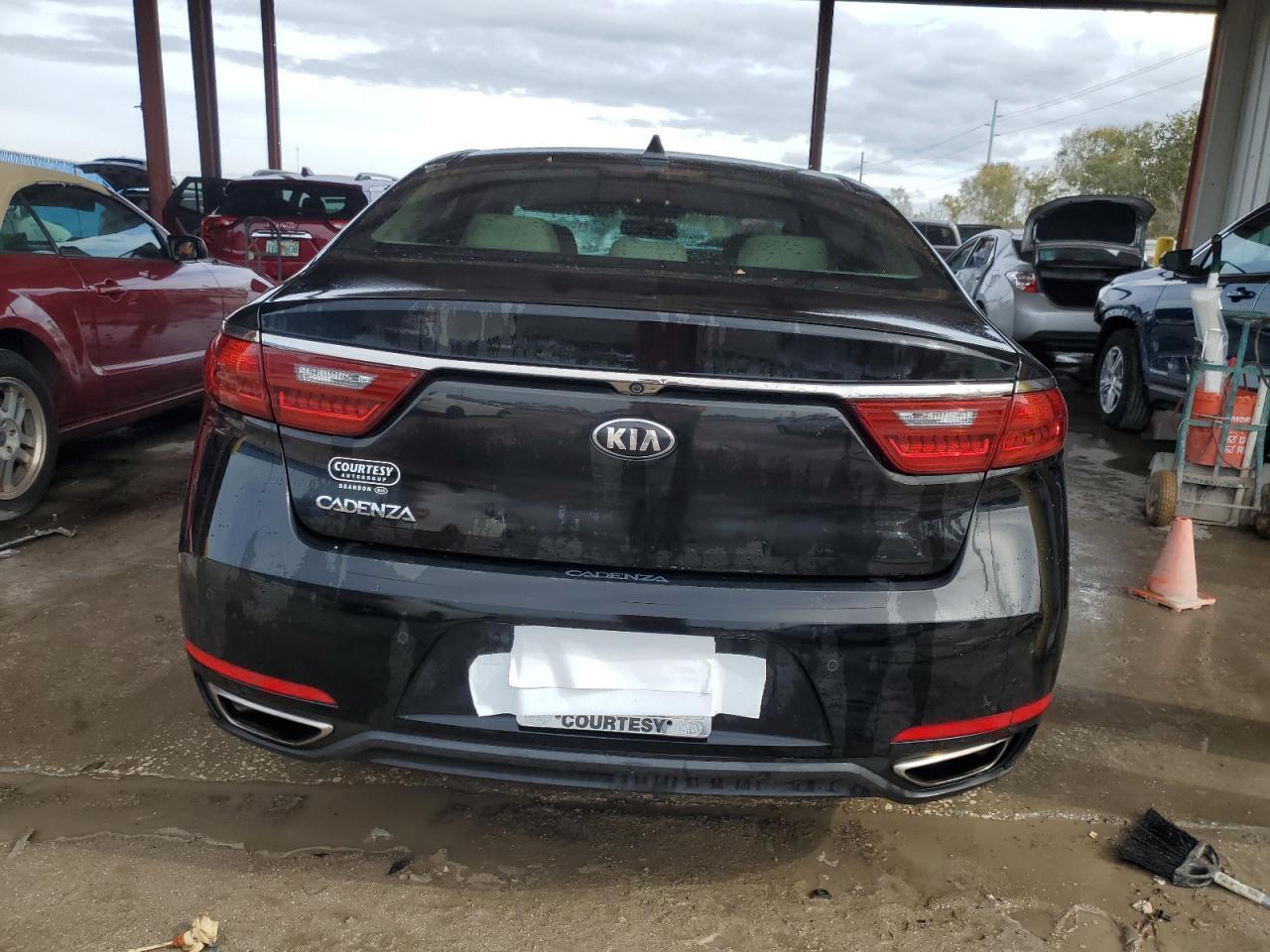 2017 KIA CADENZA PR - Image 6