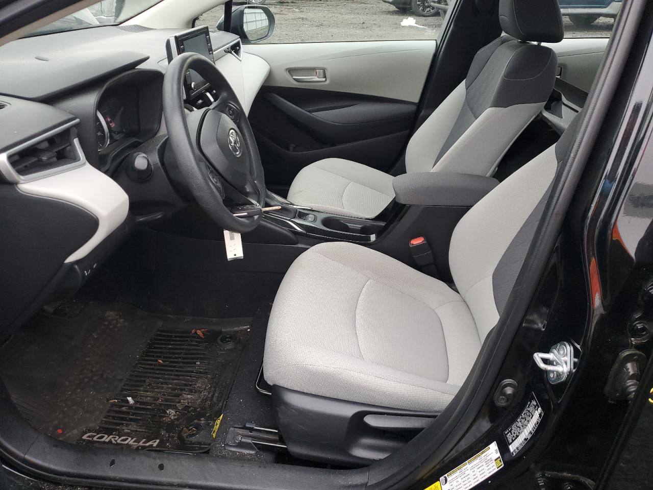 2020 TOYOTA COROLLA LE - Image 7