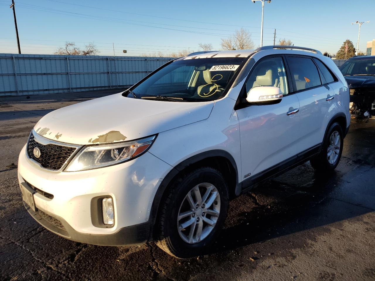 2014 KIA SORENTO LX car image