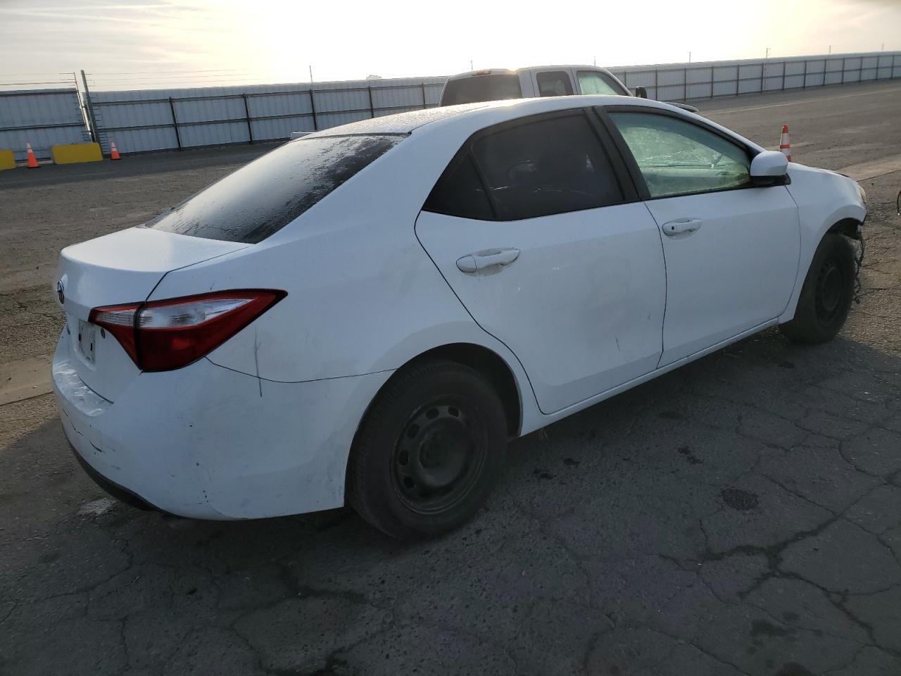 2014 TOYOTA COROLLA L - Image 3