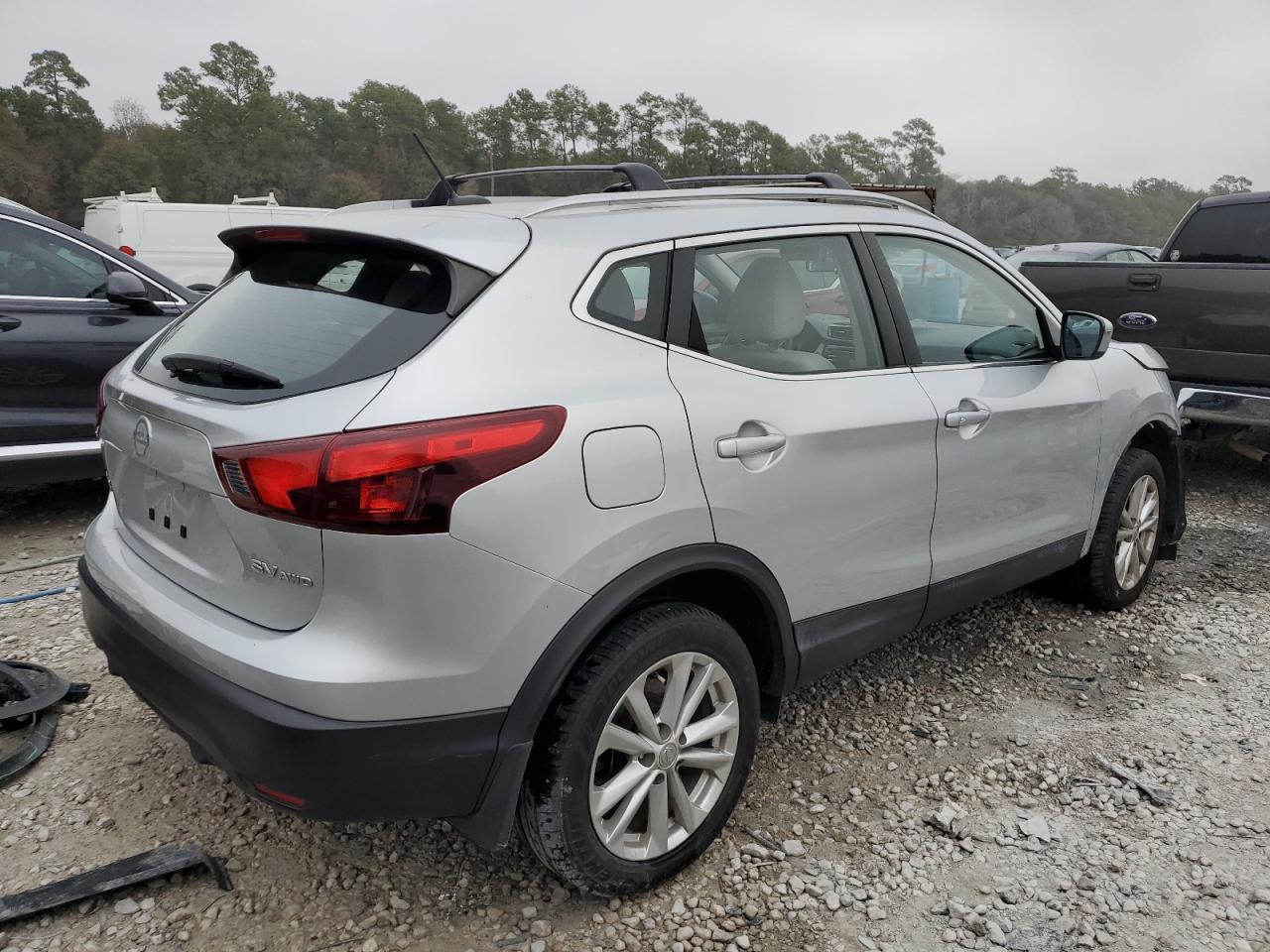 2018 NISSAN ROGUE SPOR - Фото 3