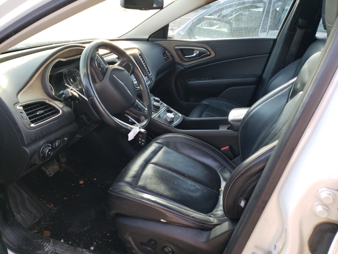 2015 CHRYSLER 200 C - Фото 7