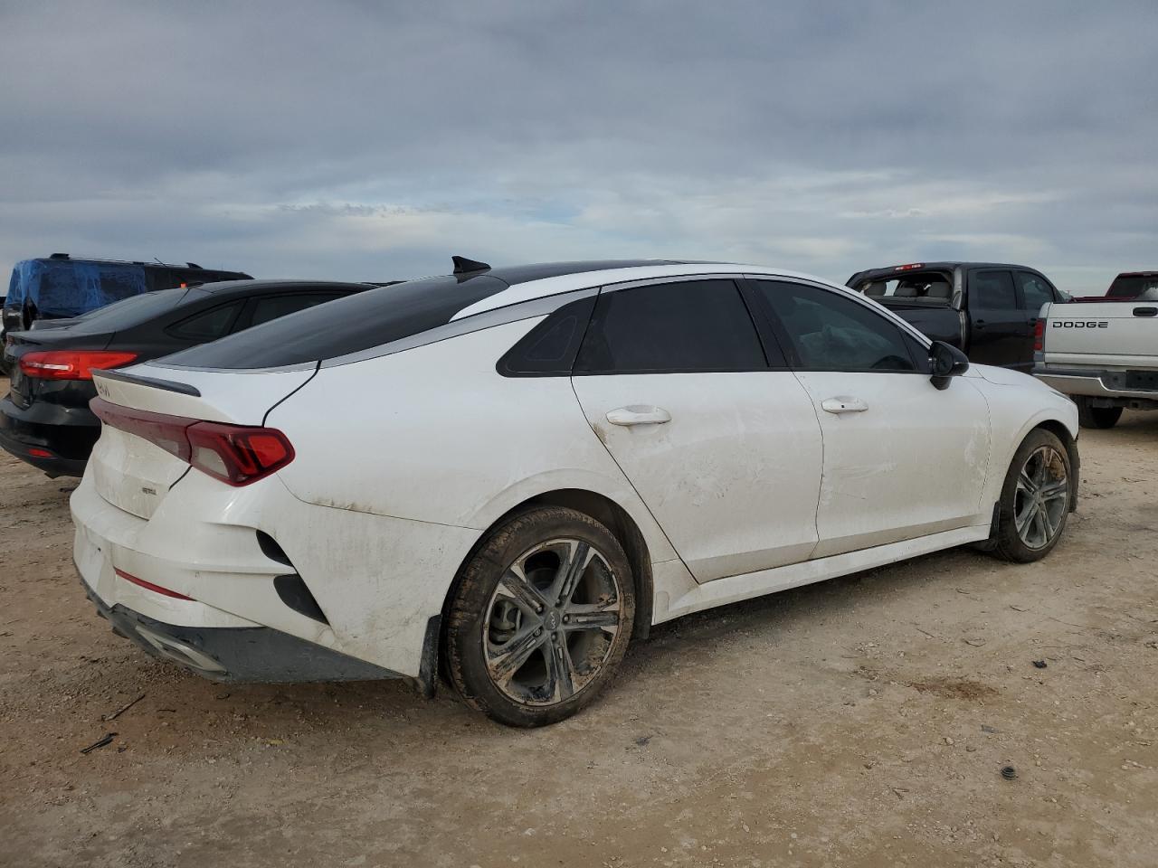 2023 KIA K5 GT LINE - Фото 3