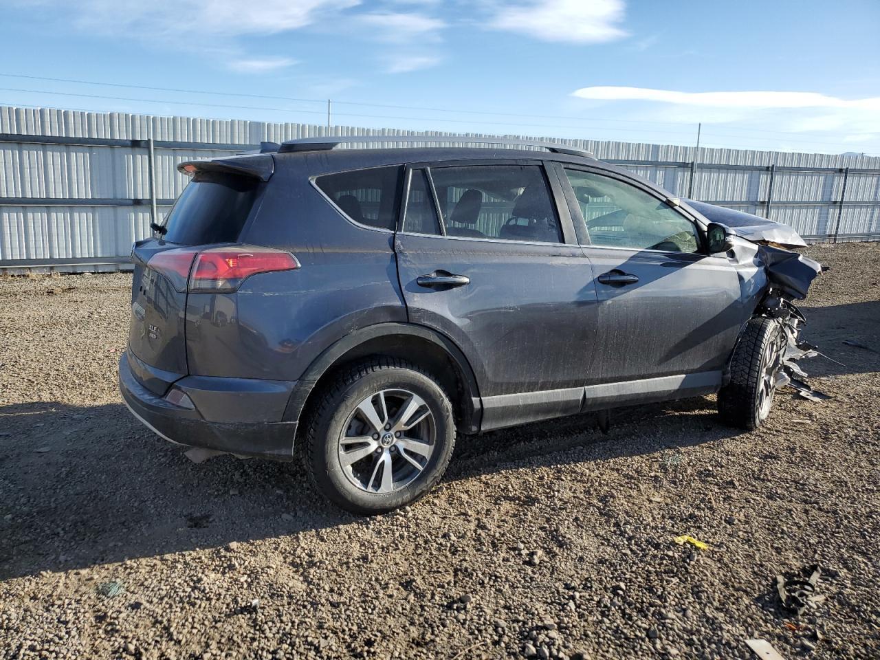 2017 TOYOTA RAV4 XLE - Фото 3