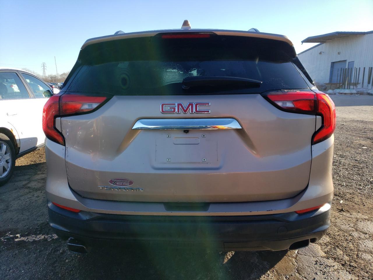 2018 GMC TERRAIN SL - Image 6