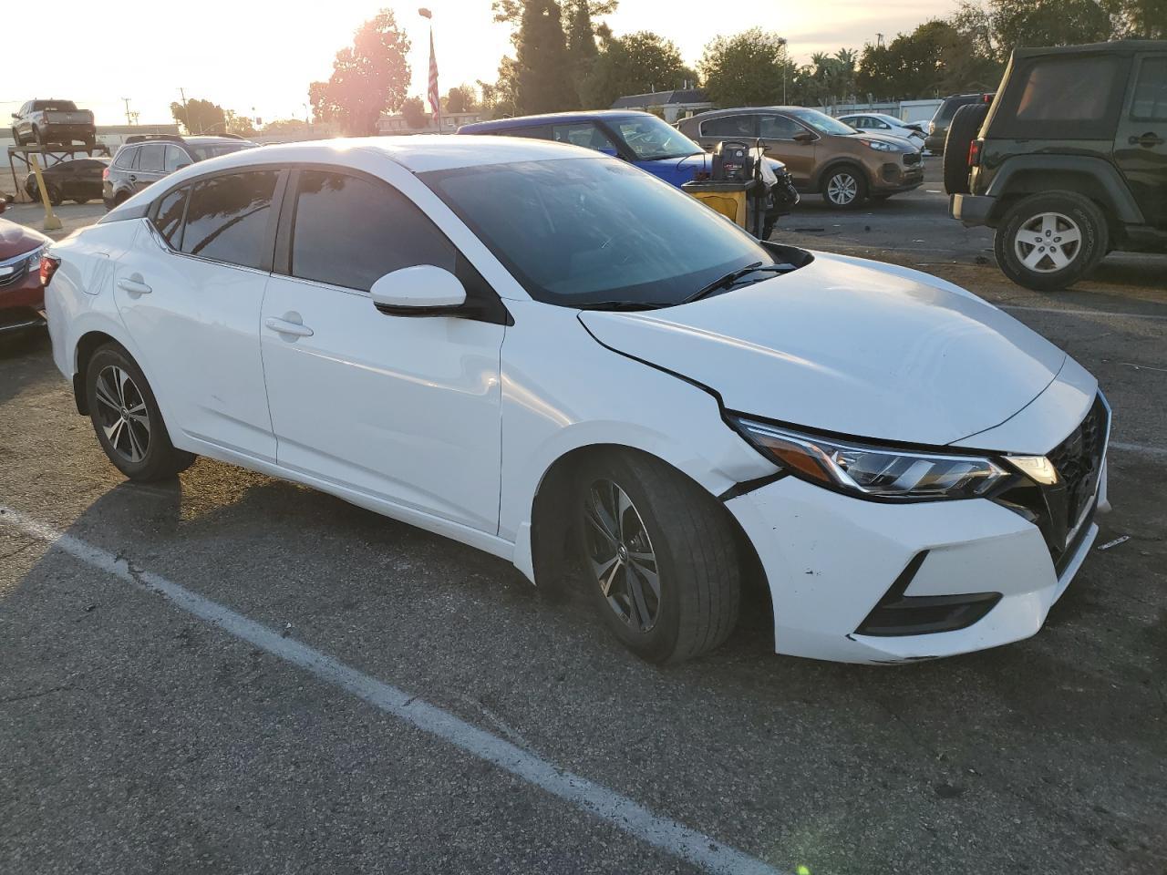 2020 NISSAN SENTRA SV - Фото 4