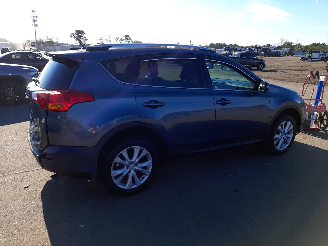 2013 TOYOTA RAV4 LIMIT - Image 3