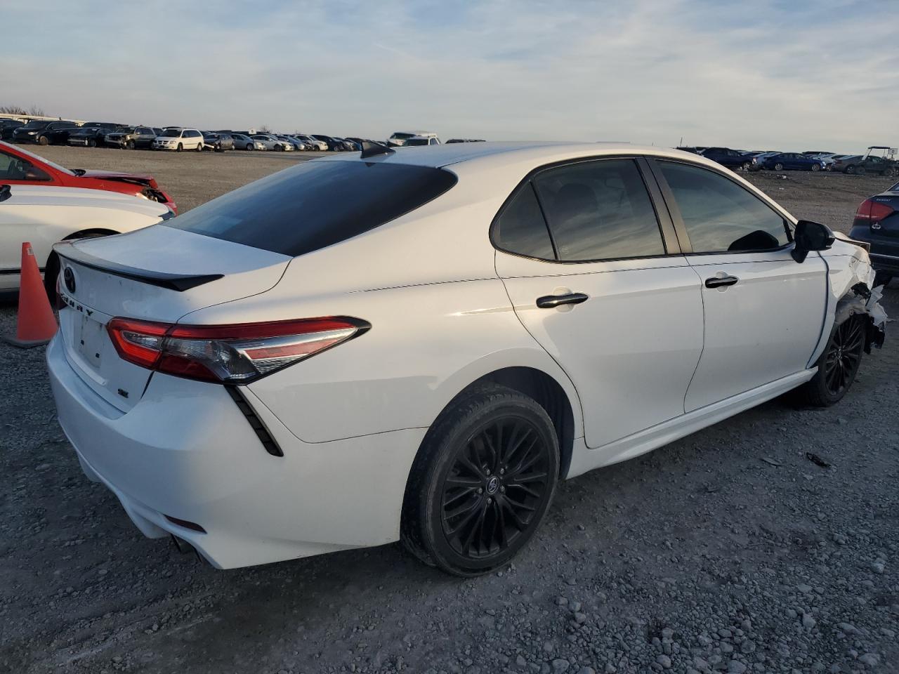2019 TOYOTA CAMRY L - Image 3
