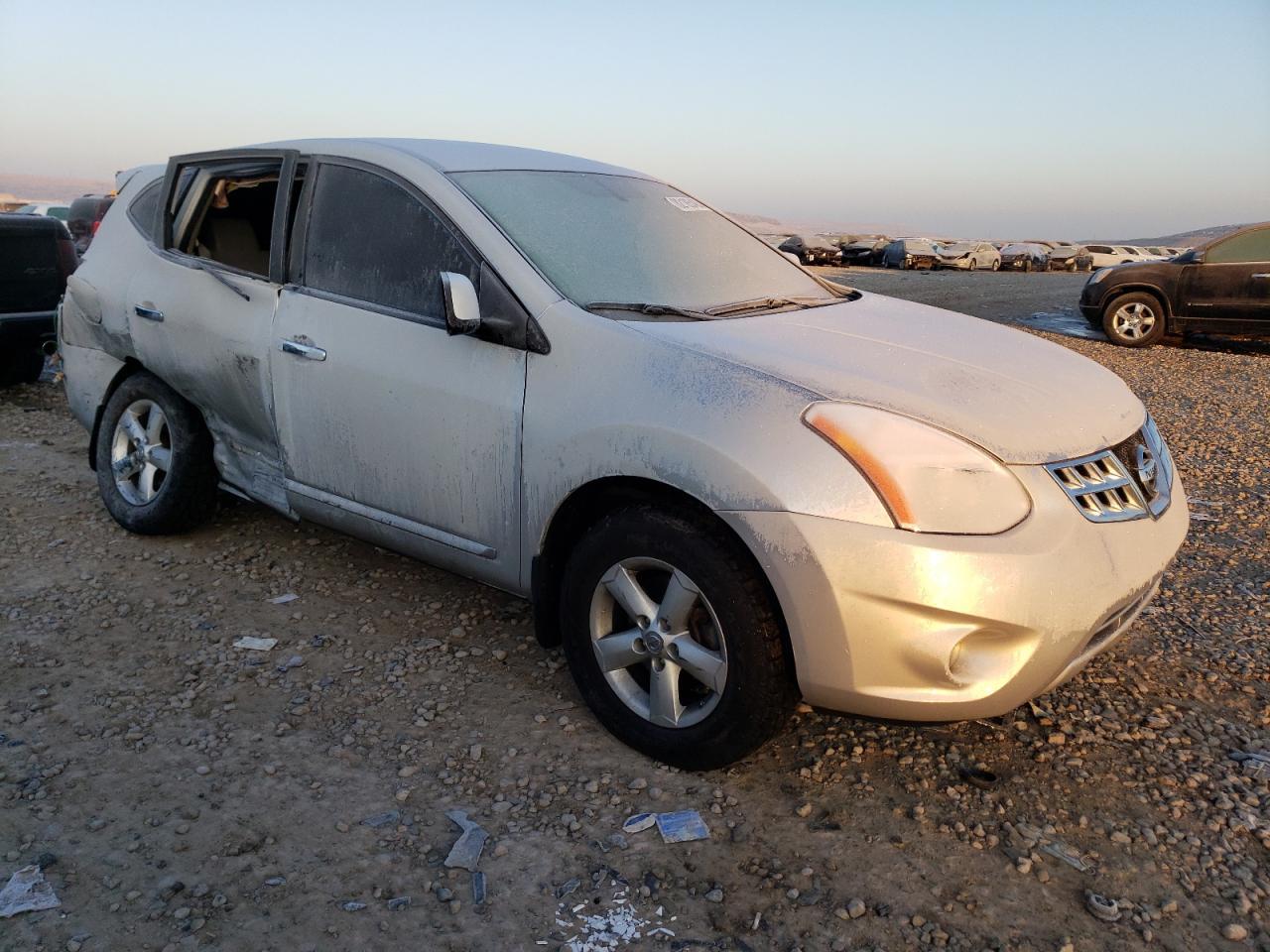 2013 NISSAN ROGUE S - Image 4