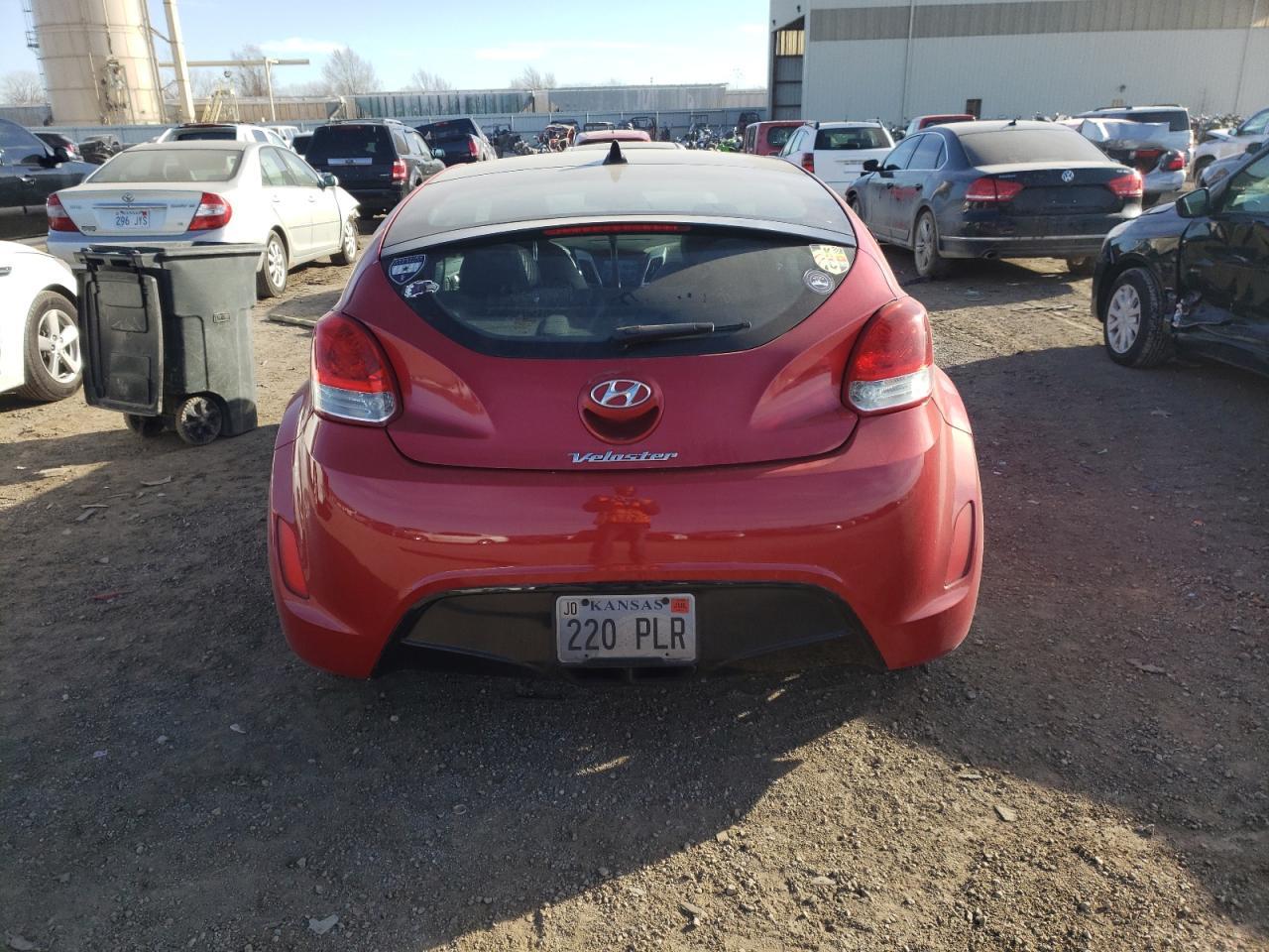 2013 HYUNDAI VELOSTER - Фото 6