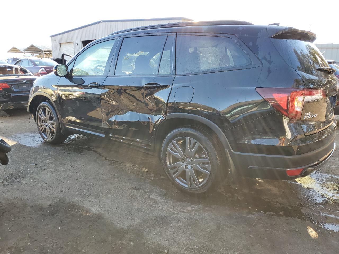 2022 HONDA PILOT SPOR - Image 2