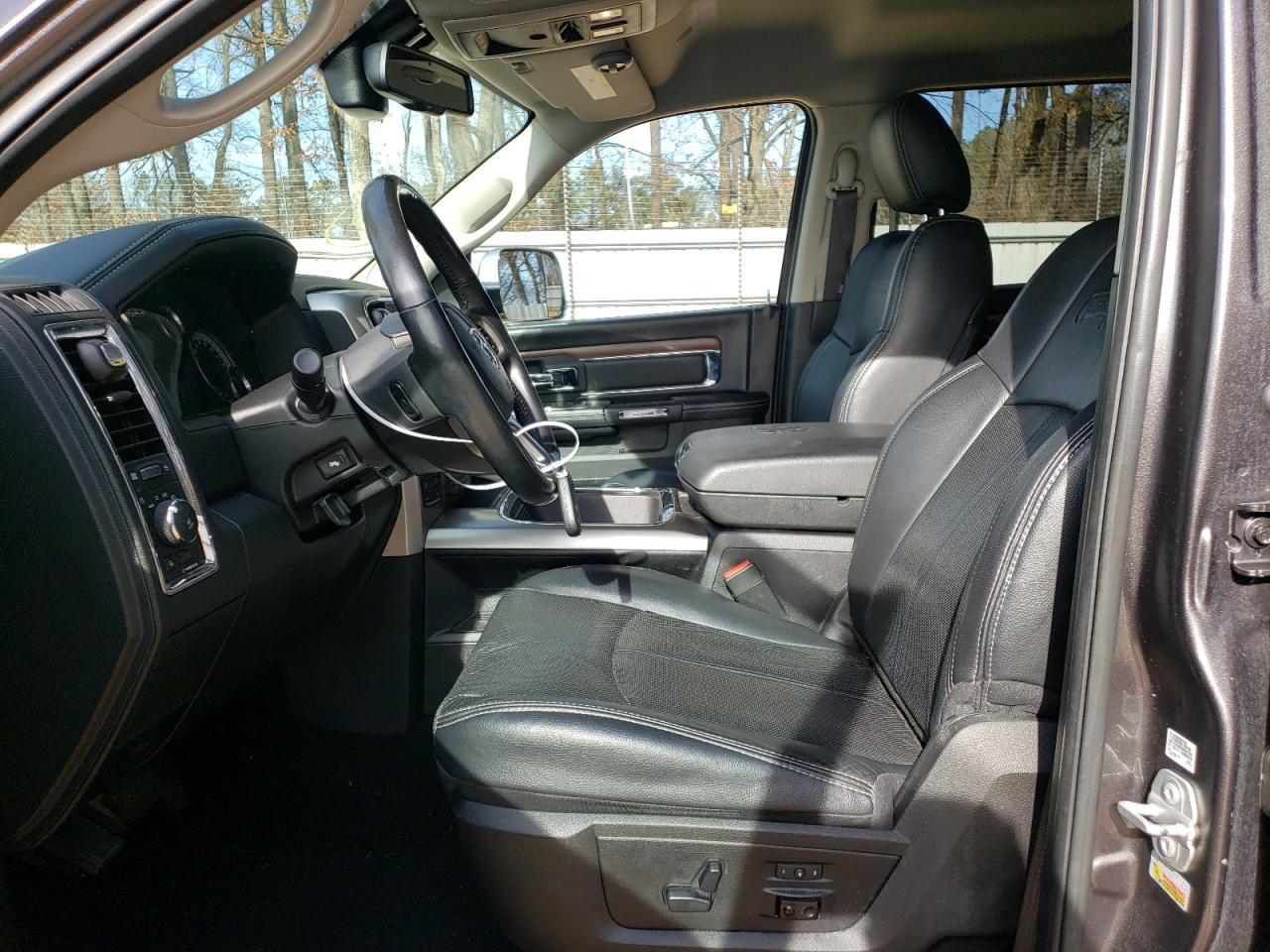 2019 RAM 1500 CLASS - Image 7