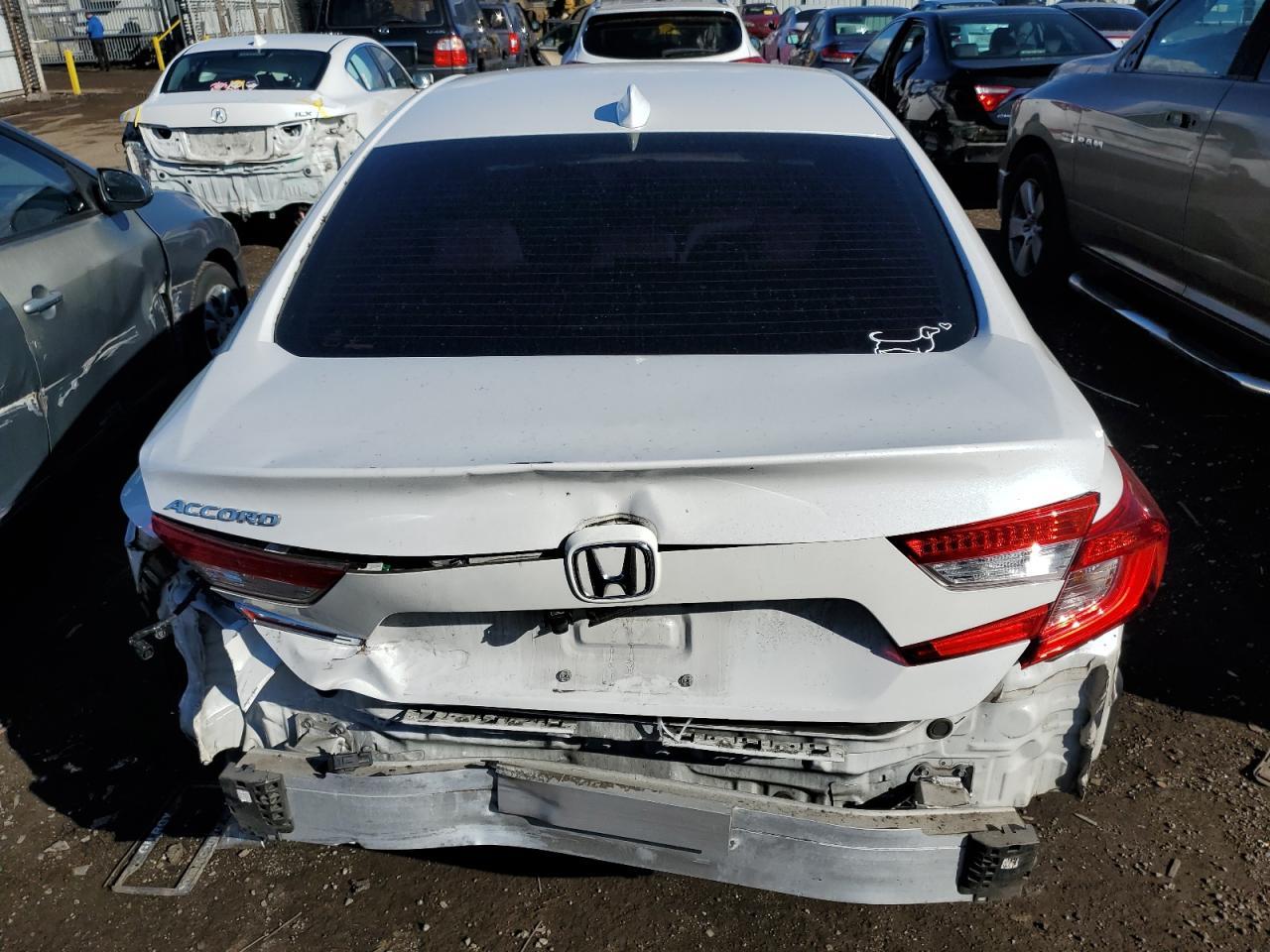 2018 HONDA ACCORD LX - Фото 6