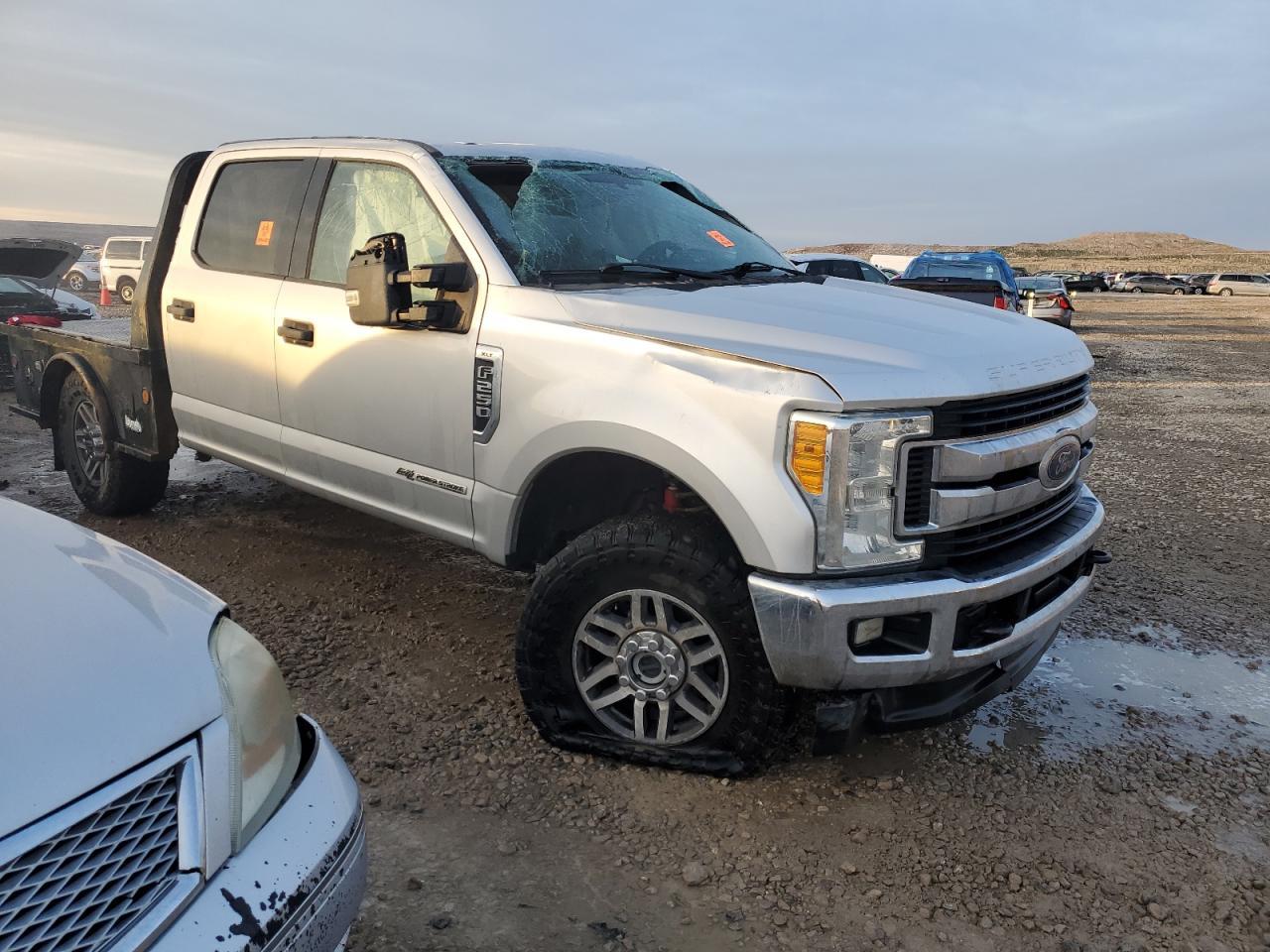 2017 FORD F250 SUPER - Image 4